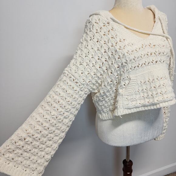 POL Flare Sleeve Oversized Sweater Size L Cream Crop Pointelle Hooded Chenille - Picture 4 of 14